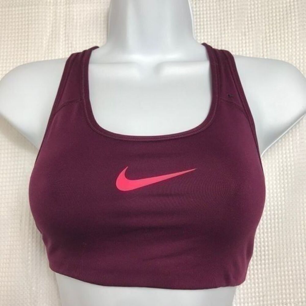 Nike Medium-Support Sports Bra size XS…..0453